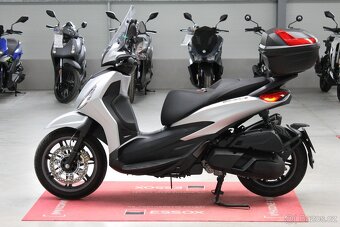 Piaggio Beverly 400 S 2023 - 4