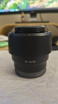 Sony FE 50 mm f/1,8 - 4