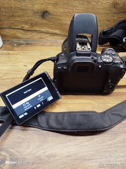 Canon EDS 200D - 4