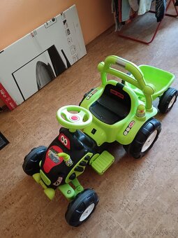 Prodám dětský pojízdný traktůrek - 4
