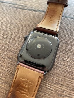 Apple Watch SE 44mm - 4