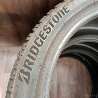 285/40 R22 110W Bridgestone Blizzak LM005 - 4
