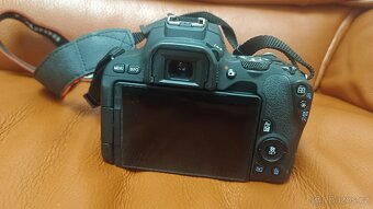 Canon 200d - 4