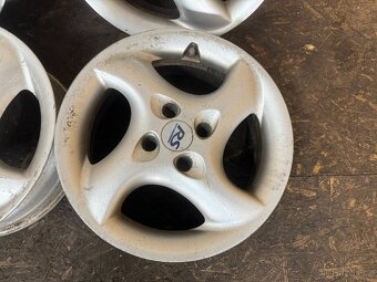 ALU KOLA FORD MONDEO 4X108 BORBET 6Jx16H2 ET40 - 4