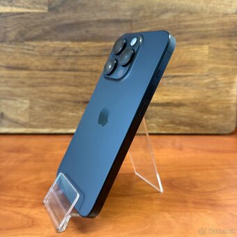 iPhone 15 Pro 256GB, modrý Titan, eSIM (rok záruka) - 4