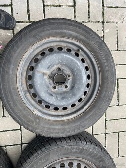 Zimní kola s disky 5x108 215/55/R16 vzorek 5.5mm - 4