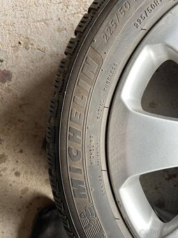 Org. zimni pneu s diskem Opel Zafira 225/50R17 - 4