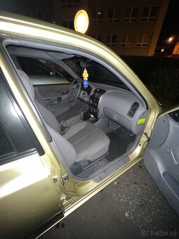 Hyundai accent - 4