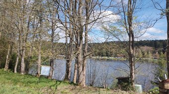 Pozemek přímo u jezera nedaleko Frymburku - 4