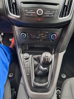 FORD FOCUS III combi 1.5 TDCi, r.v. 2017, NAVI - 4