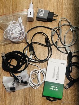 Nabíječka na sluchátka - 4