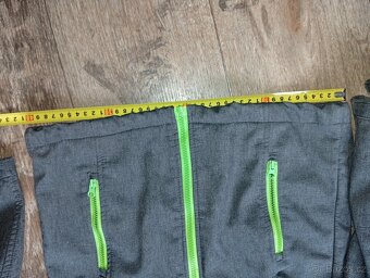 Softshellové bundy vel. 134/140 - 4