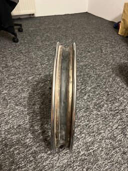 Kolo jawa 175/356 - 4