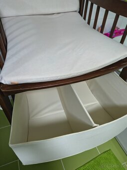 Přebalovací pult STOKKE - 4