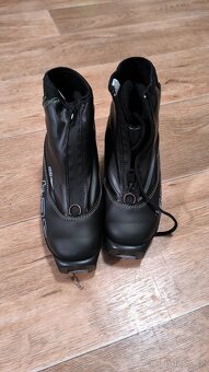 Běžecké boty EUR 37 - 4