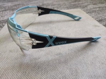 ochranné brýle UVEX - 4