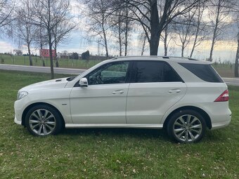 Mercedes Benz ML 350 CDI - 4