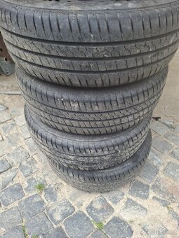 195/65 r15 - 4