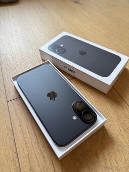 Apple iPhone 16 128GB černý - 4