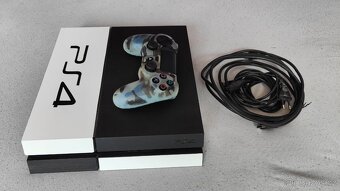 PlayStation 4. 1 TB - 4