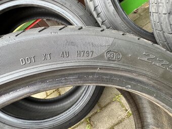 Letní pneu 2x 225/40/18 Pirelli a 2x 235/40/18 Dunlop - 4