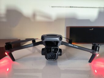 DJI Mavic 3 Pro - 4