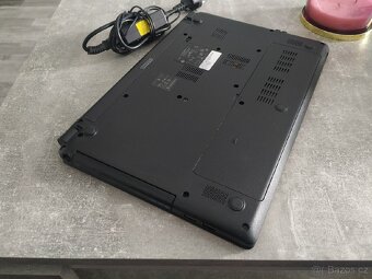 Acer Aspire E1-532 - 4