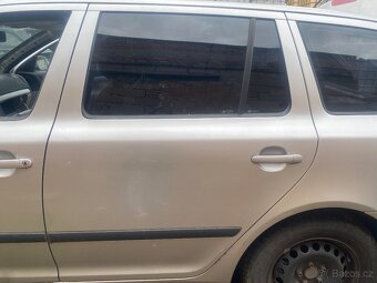 Octavia2 combi před facelift.,barva 9102 - 4