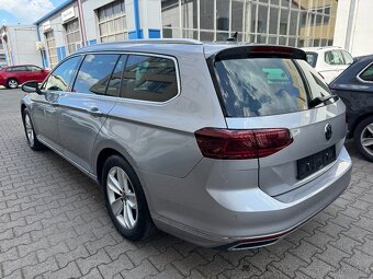 VW Passat B8 2.0 TDI 110kW DSG Kamera 360° Webasto 92tkm ACC - 4