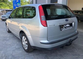 Ford Focus Trend 1.4 16V Tažné, Klima benzín manuál 59 kw - 4