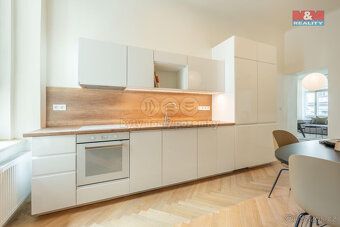 Prodej bytu 3+1, 96 m², Praha, ul. Balbínova - 4