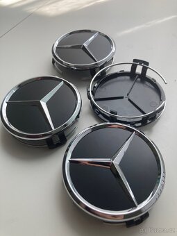 Středové pokličky Mercedes-Benz černé, hvězda - 4