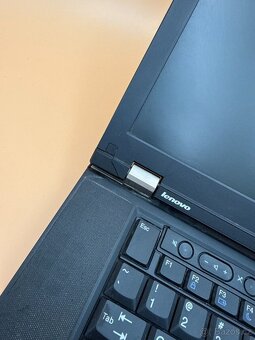 Notebook Lenovo ThinkPad T520 – 15,6", i5, 8GB RAM,250GB SS - 4