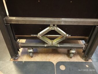 Svářecí stůl / pracovní stůl - 4