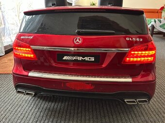Mercedes GLS - 4