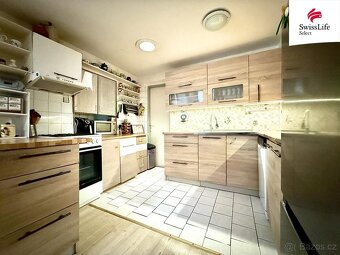 Prodej rodinného domu 188 m2, Roštění - 4