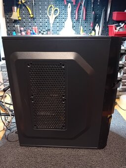 i5-6500/8GB DDR4/240GB SSD/750GB HDD/RX560 4GB - 4