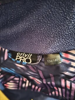 dívčí bunda vel 134/140 - 4