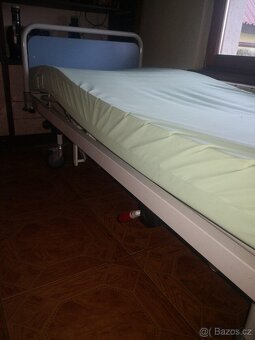 Zdravotní polohovací postel - 4