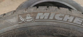 2 zimní pneumatiky MICHELIN 205/55R16 91H 6,00mm - 4
