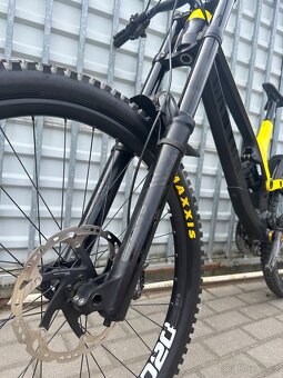Canyon Sender CF 8.0 - Wasp - DH bike, velikost L - 4