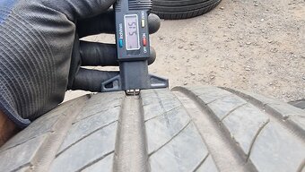 Letní pneu 205/55/17 Michelin - 4