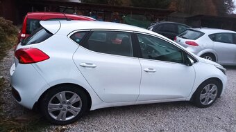 Kia Cee'd - 4