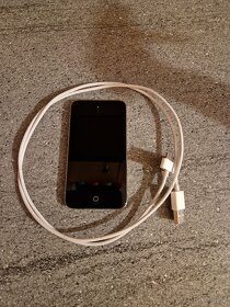 Prodám Apple iPod Touch / 32GB - 4. generace - 4