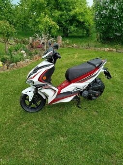 Skútr 125 Monza - 4