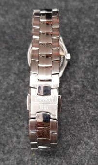 Hodinky s brilianty dámské švýcarské Tissot T-Round, certifi - 4
