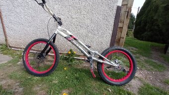 Trialove kolo Monty - 4