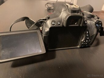 Canon EOS 700D - 4