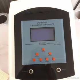 Kosmetický rehabilitační přístroj Ultrazvuk radiofrekvence - 4