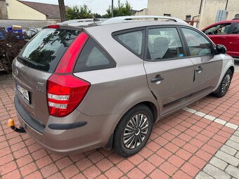 KIA CEED KOMBI 1.6 CRDI 84KW KOUPENE V CR - 4
